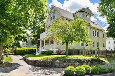 16 Orvis Rd #1