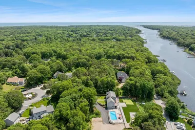 35 Rose Meadow Ln 1
