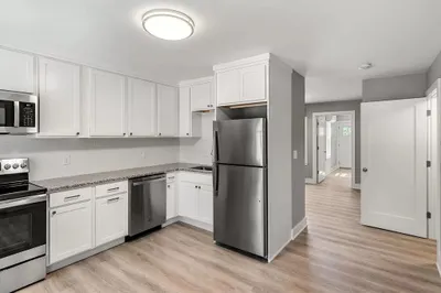 54 Main St #101 1