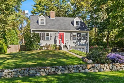 10 Bradley Pl