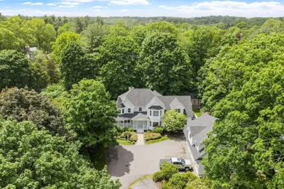 263 Elm St 1