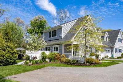41 Old Main Rd #3A