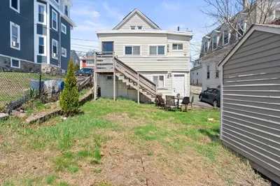 76 Pearl Ave