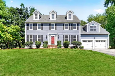 8 Saddle Way