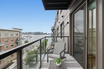 45 Lewis St #501 1