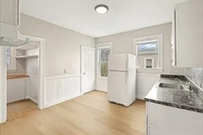 56 Church St #3