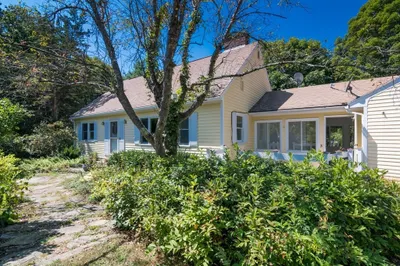 45 Cave Hill Road 1