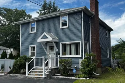1061 Trapelo Rd 1