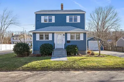 69 Puritan Rd