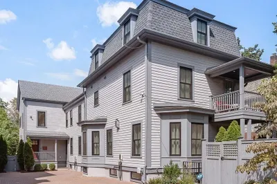 27 Walden St #2 1