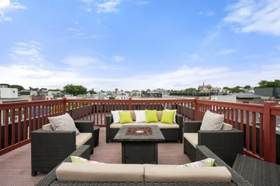 553 E 1st Street #3