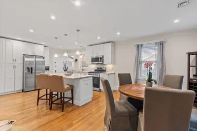 14 Hood St #2