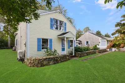68 Beach Ave 1