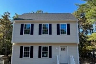15 Cardinal Ave