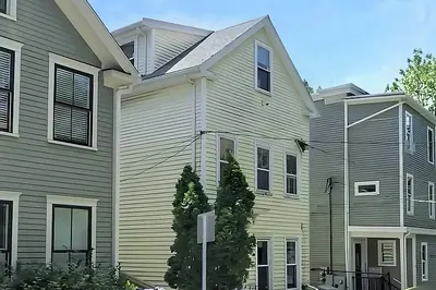 22 Hingham St #x 1