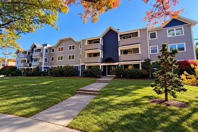 1210 Vfw Pkwy #11 1