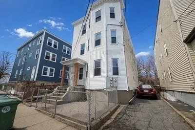 8 Berkeley St #1