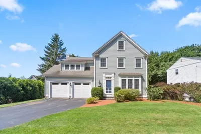 21 Ewell Ave 1