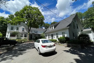 33 Main St