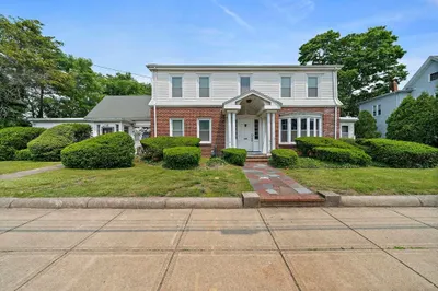 649 North Main St 1
