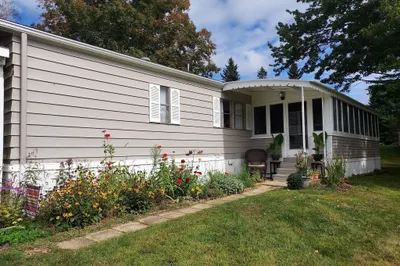 34 Cedar Ln 1