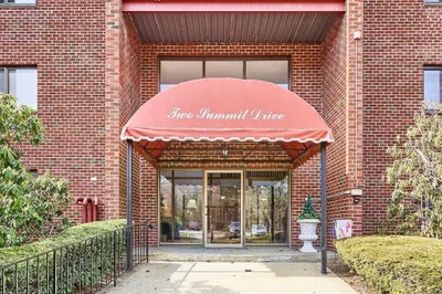 2 Summit Drive #47