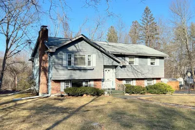6 Purcell Dr 1