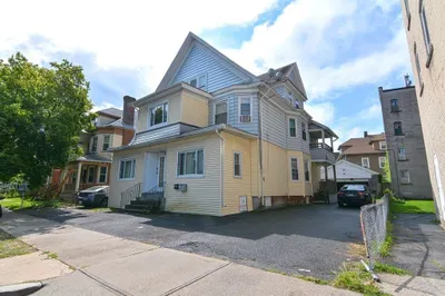 438 Belmont Ave