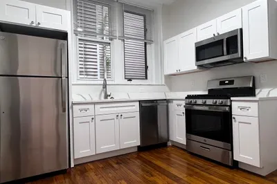 277 Highland Ave #1R