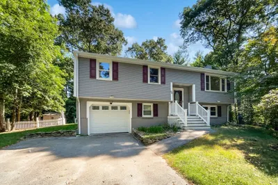94 Bay Rd