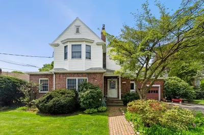 2 Cedar St