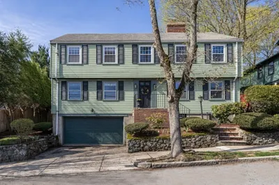 100 Wildwood Ave 1