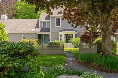 44 Floret Cir #44 1