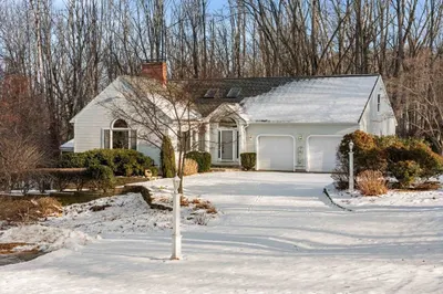 9 Marshall Dr