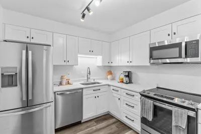 3 Summit Drive #16