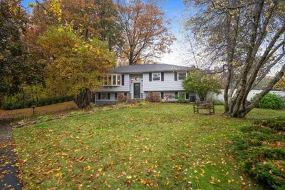 39 Meadow Drive 1