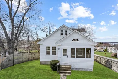 46 Sherman Ln 1