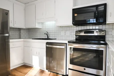 44 Concord Ave #403
