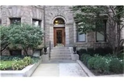 184 Commonwealth #10 1