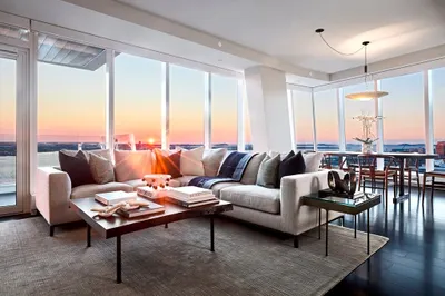 150 Seaport Blvd #16E