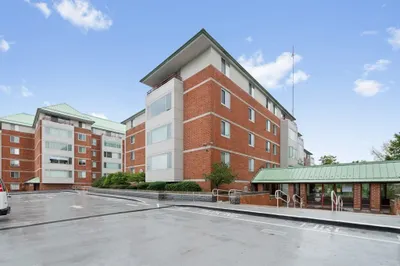 183 Oak Street #307 1