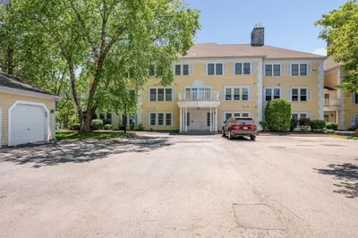 1 Riverview Blvd #2-202