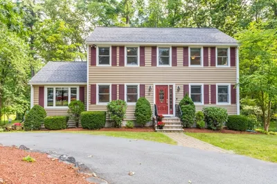 19 Prouty Rd