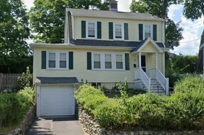 31 Plymouth Rd