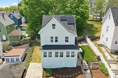 12 Mount Washington Ave 1