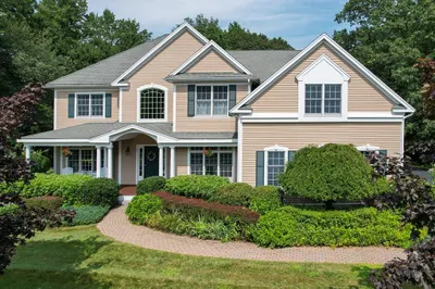 4 Kidder Ln