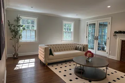 30 Lantern Ln 1