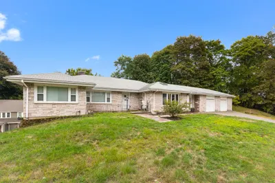 41 Old Mystic St 1