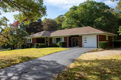 29 Charlton Rd