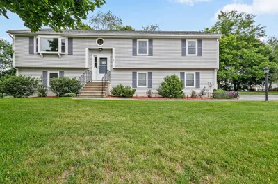 8 Messina Circle